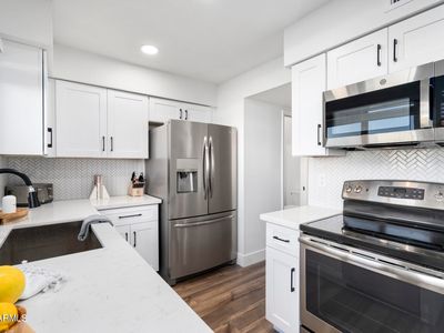 725 E Vaughn Dr, Tempe, AZ, 85283