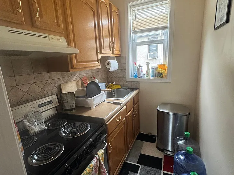 179 Ray St #2F — Photo 3