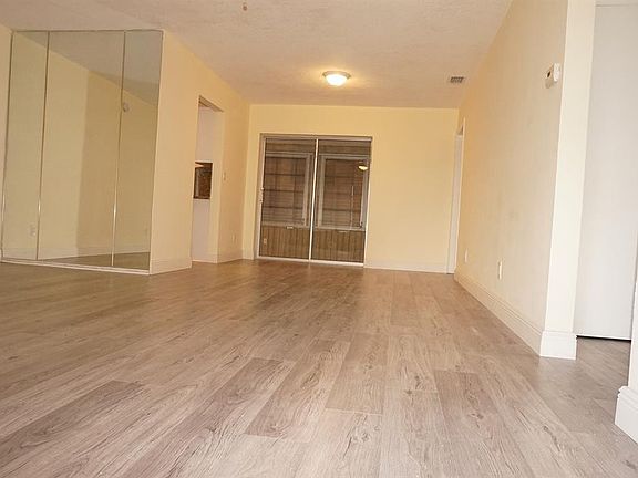 3rd image of 5119 NW 43rd Court