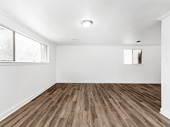 4th image of 4208 Gibbens Payne Ave