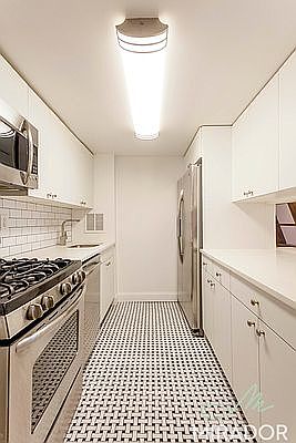4th image of 80 Madison Ave APT 4A