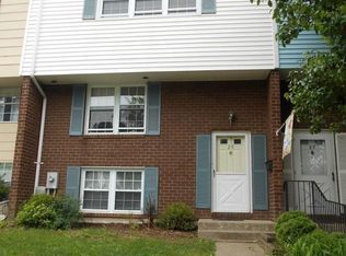 25 Pine Cone Ct, Nottingham, MD 21236