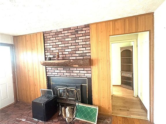 6th image of 139 Dakota Dr