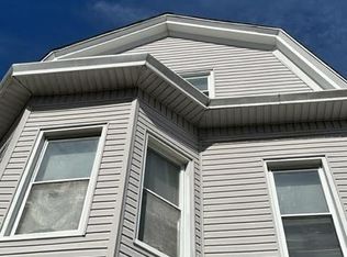 926 17th St, Union City, NJ 07087