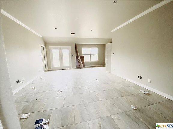 3rd image of 311 Woods Dr