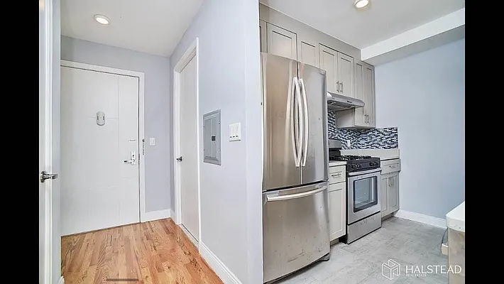 Rented by Halstead Real Estate | media 37