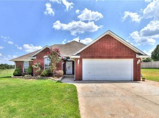 20328 SE 37th St, Harrah, OK 73045