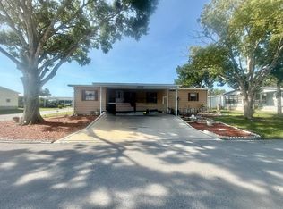39634 Sierra Dr, Zephyrhills, FL 33542