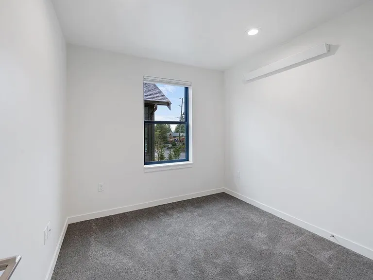 5915 Sunset Ave — Photo 13