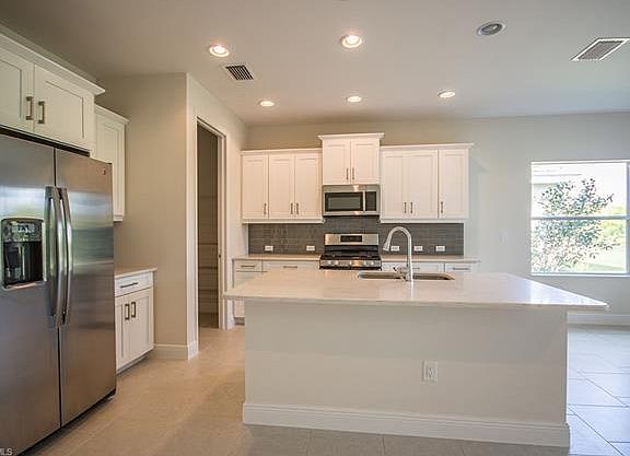 5th image of 19779 Coconut Harbor Cir
