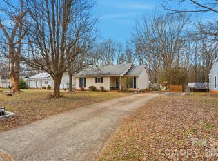 7501 Lancashire Dr, Mint Hill, NC 28227