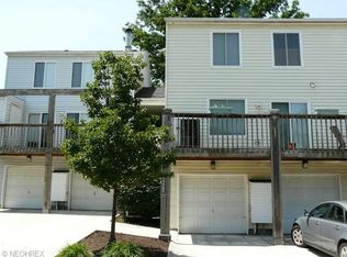 22265 River Walk Rd #16, Rocky River, OH 44116