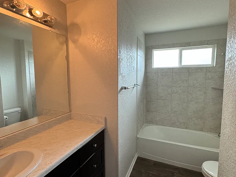 2845 Lindenwood Run — Photo 9
