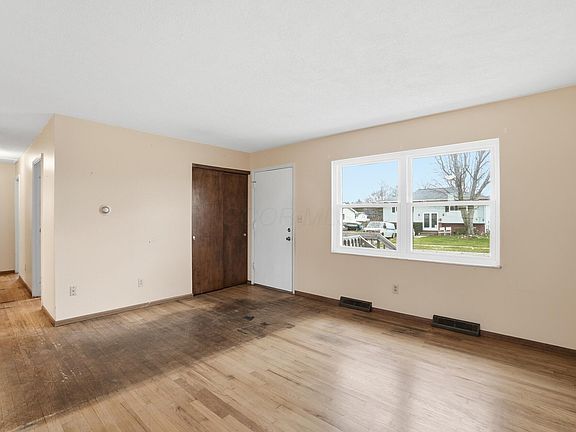 4th image of 6365 Faircrest Rd