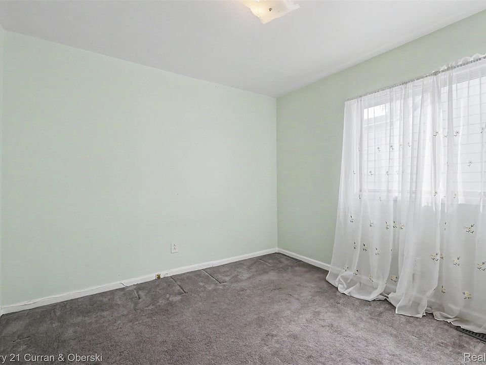 4705 Weddell St, photo 23