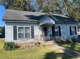 1704 S Cedar St, Pine Bluff, AR 71603