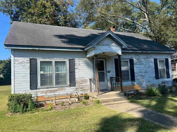 1704 S Cedar St, Pine Bluff, AR 71603