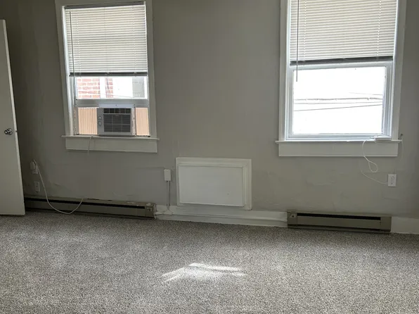 335 N Loudoun St APT 2B, Winchester, VA 22601