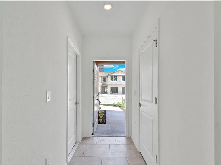 14269 Oviedo Pl — Photo 7