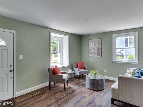 4th image of 6904 Farragut Ave