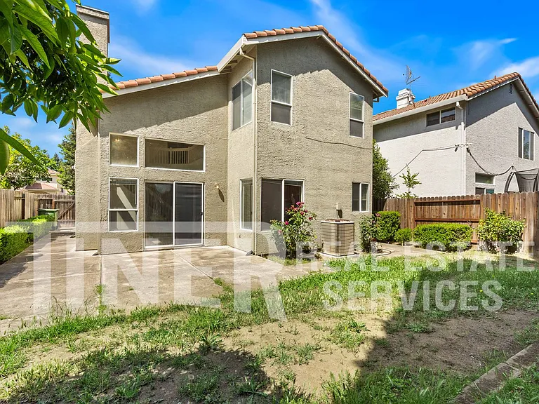 6931 Romanzo Way — Photo 25