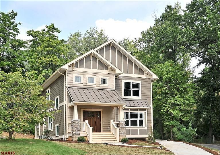 1st image of 627 Rosewood Ln