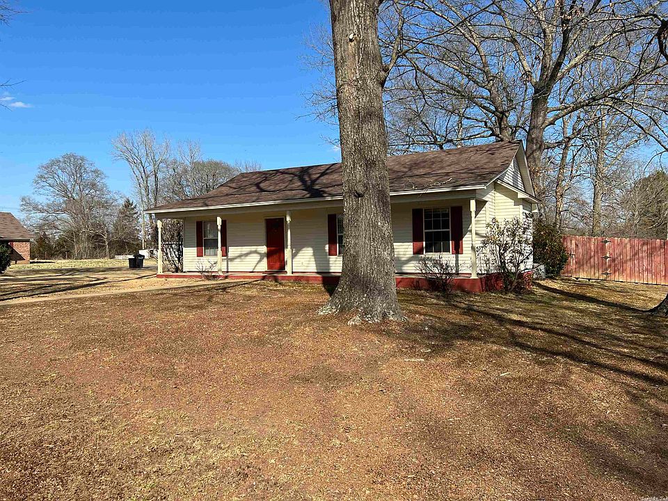 1st image of 102 Ashley Dr