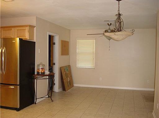 4th image of 3738 Brookwood Dr