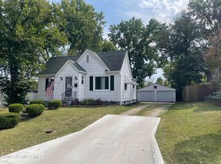 1014 E Love St, Mexico, MO 65265