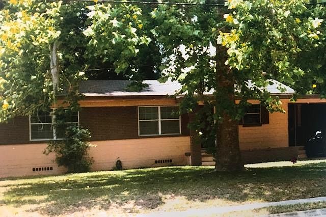 1st image of 1758 Cesery Blvd