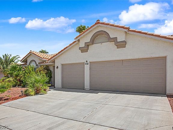 3rd image of 3112 Siena Cir