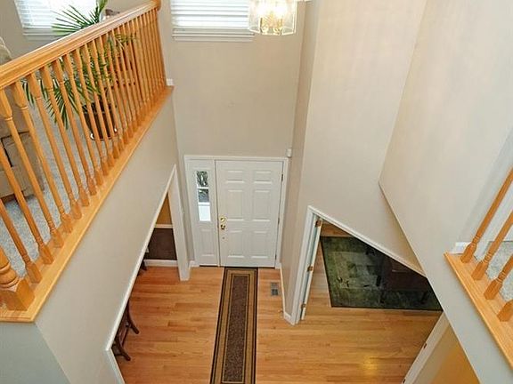 2nd image of 4653 Oakview Ct