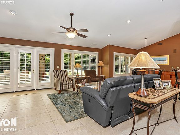 4th image of 8247 Dressage Way