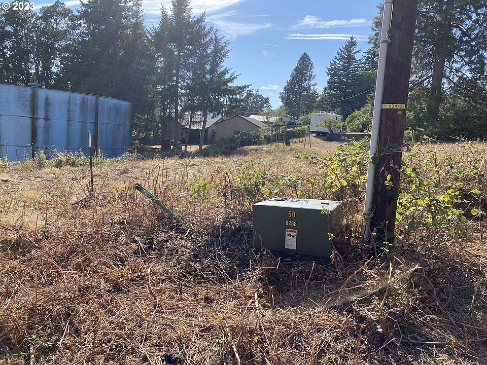2nd image of Maple Alameda Rd