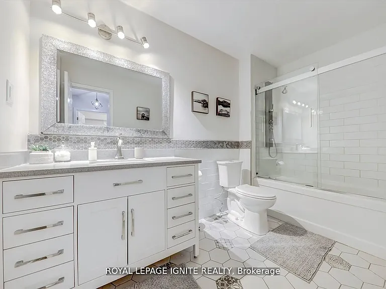 4023 Bishopstoke Ln #MAIN — Photo 18
