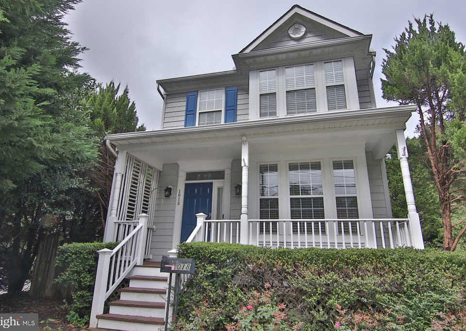1st image of 1018 Wells Ave