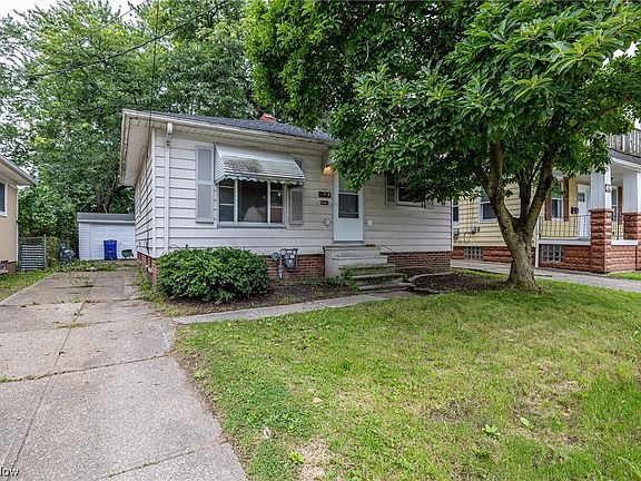 2nd image of 13619 Bennington Ave