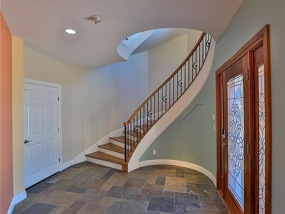 5th image of 4936 Westbriar Dr