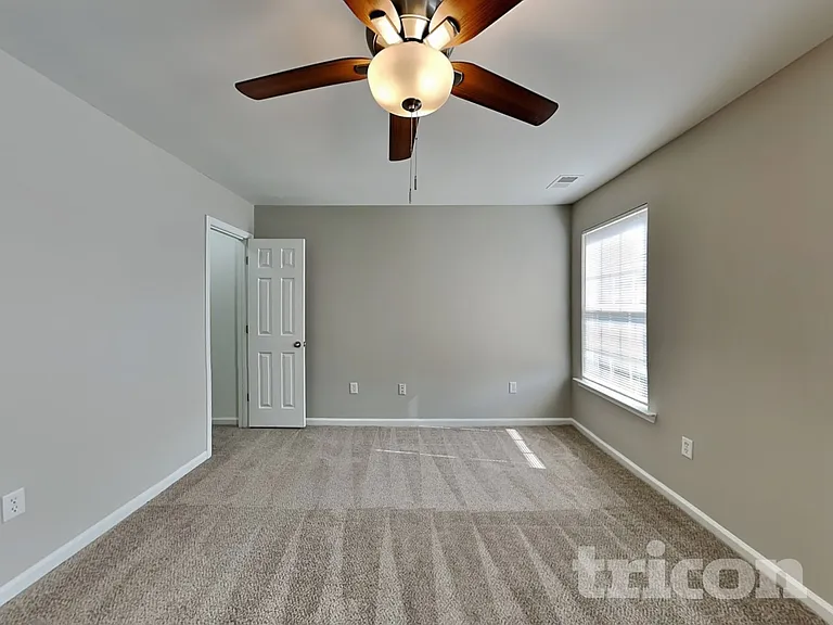 224 Barnevelder Dr — Photo 8