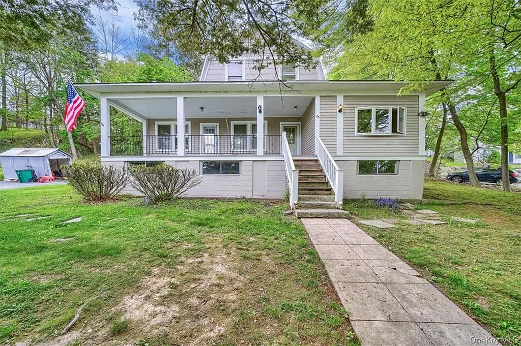 2 bed, $1,900 — Photo 1