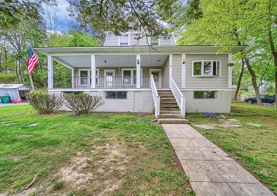 1st image of 95 Lake Ave #2