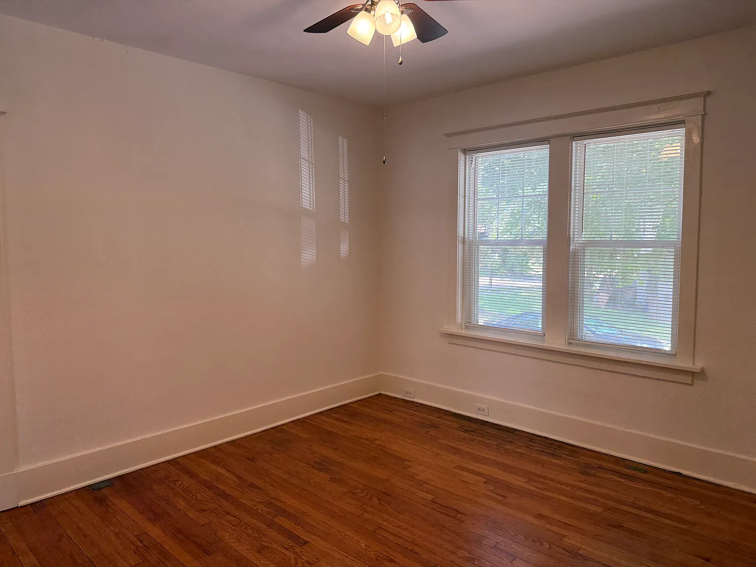 1 bed, 750 sqft, $995 — Photo 4