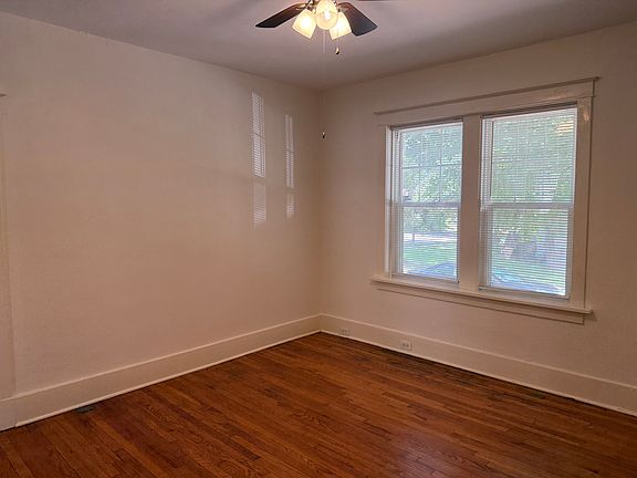 4th image of 2605 Roseland Ter APT 1S