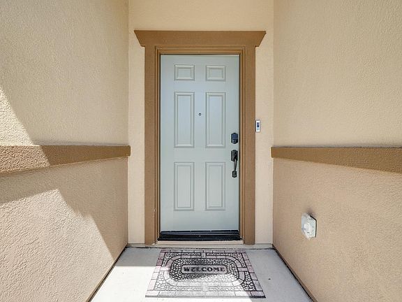 4th image of 1398 Elkins Circle