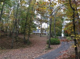 75 Cox Dr, Dawsonville, GA 30534