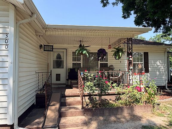 4th image of 300 McBee St