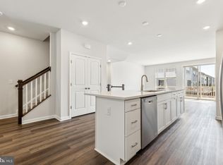 9471 Prince William St, Manassas, VA 20110