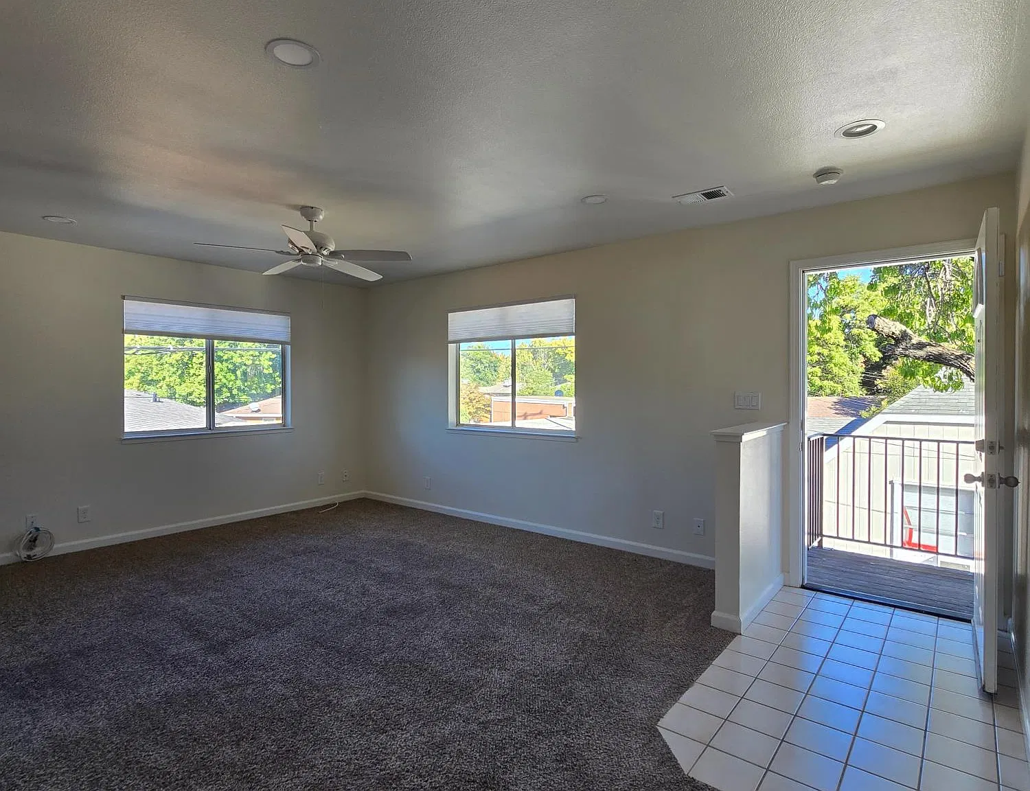 2 bed, 900 sqft, $2,400 — Photo 4