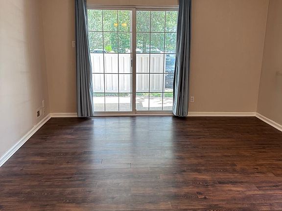 4th image of 1701 Aberdeen Ln