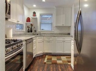 1003 E Paris Ave, Peoria Heights, IL 61616